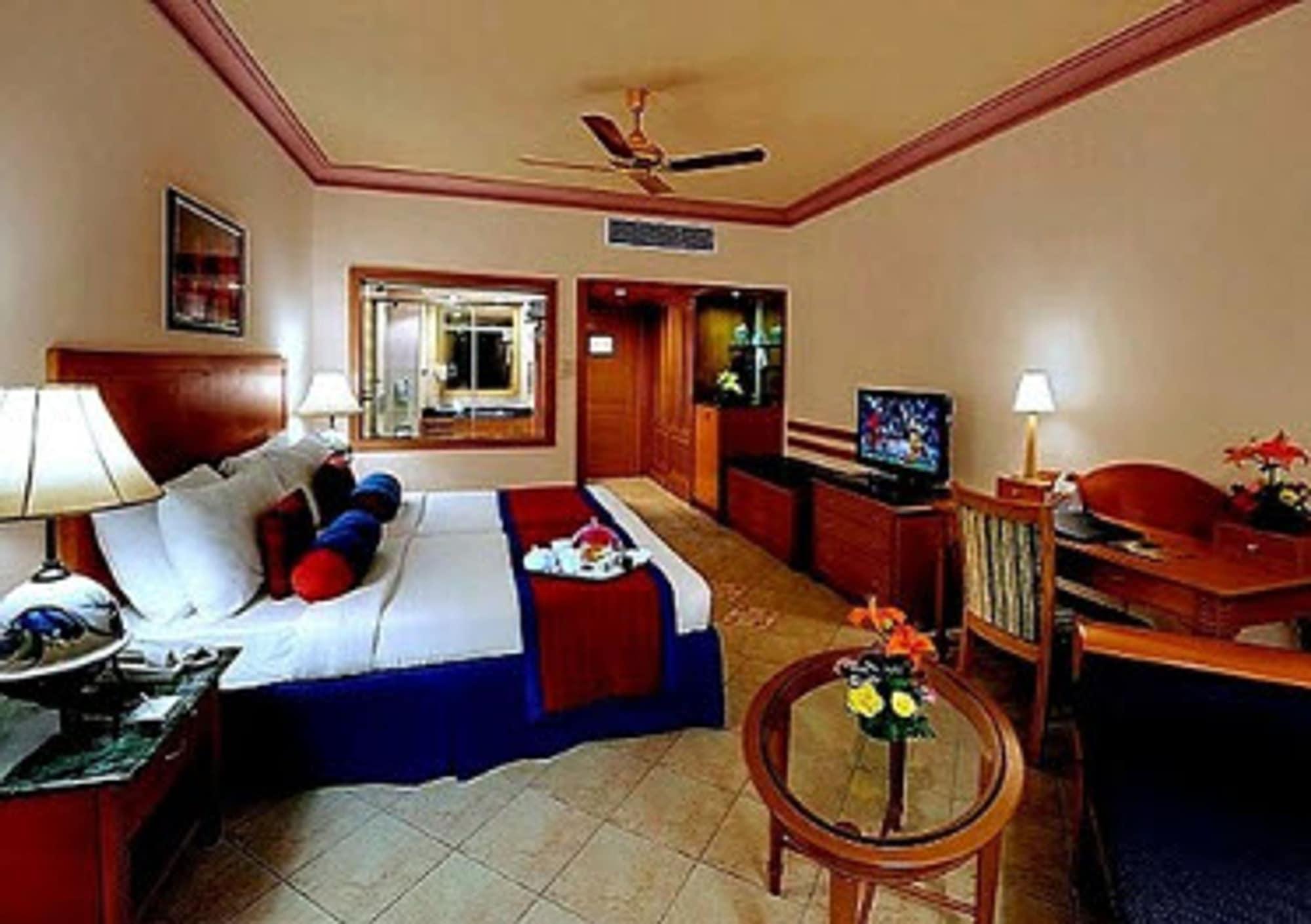Kenilworth Resort & Spa, Goa Utorda Exterior photo