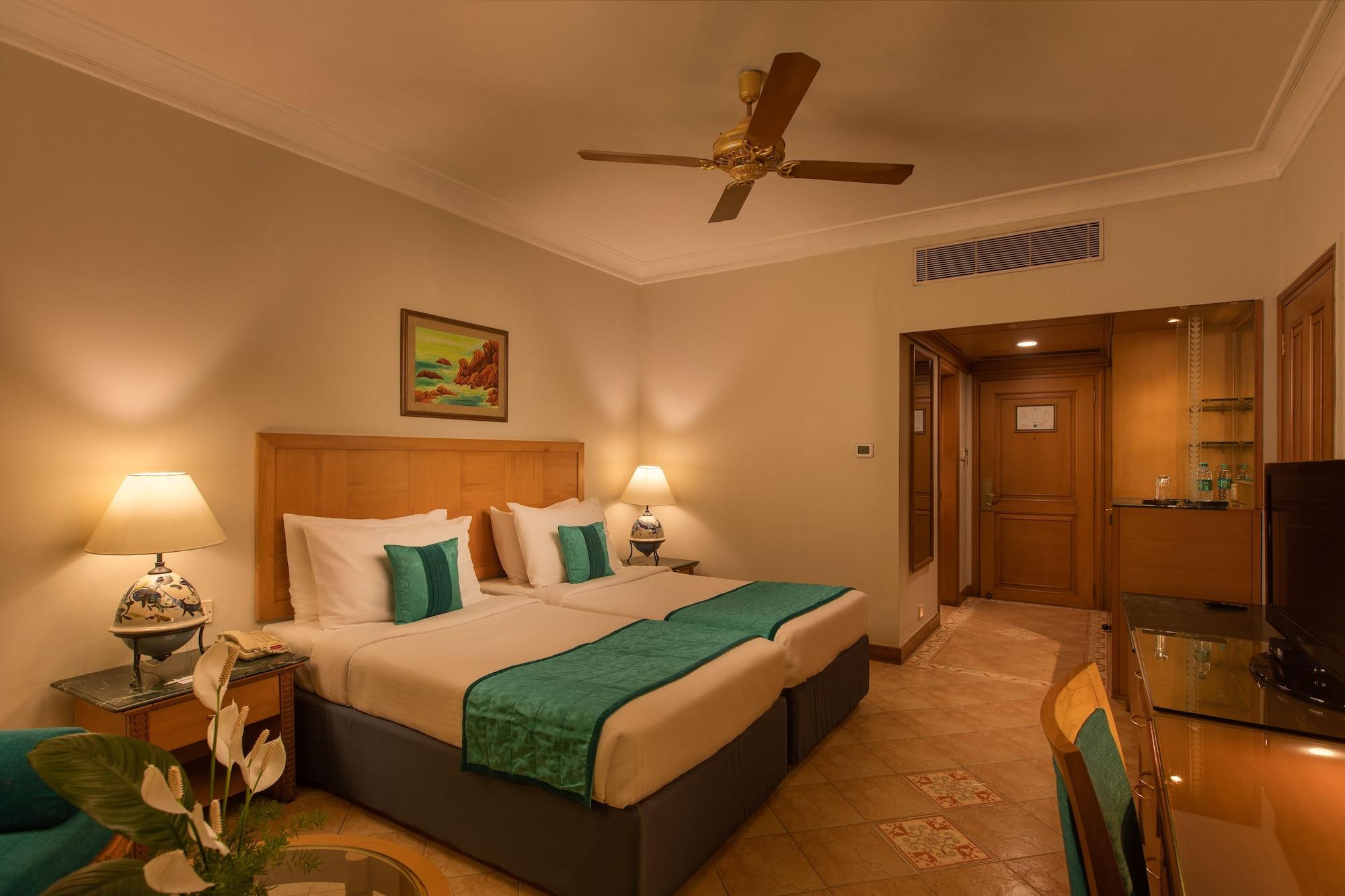 Kenilworth Resort & Spa, Goa Utorda Exterior photo